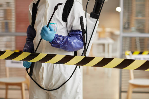 Professional Trauma Scene Cleanup technician working in Amelia, NE